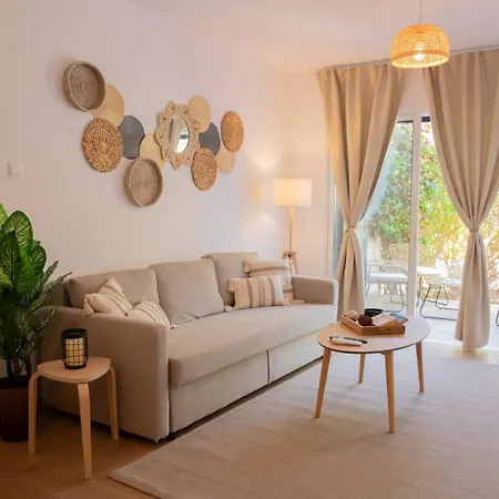 Romi's Vacation Townhouse Ferienhaus *