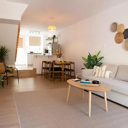 Σπίτι διακοπών Romi's Vacation Townhouse