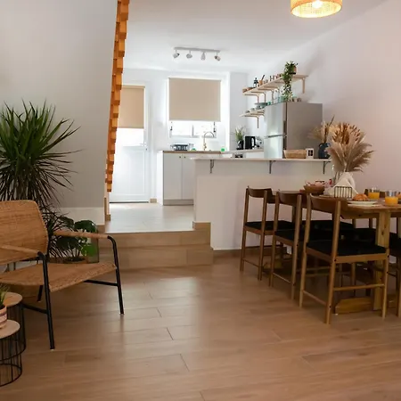 Romi's Vacation Townhouse Σπίτι διακοπών