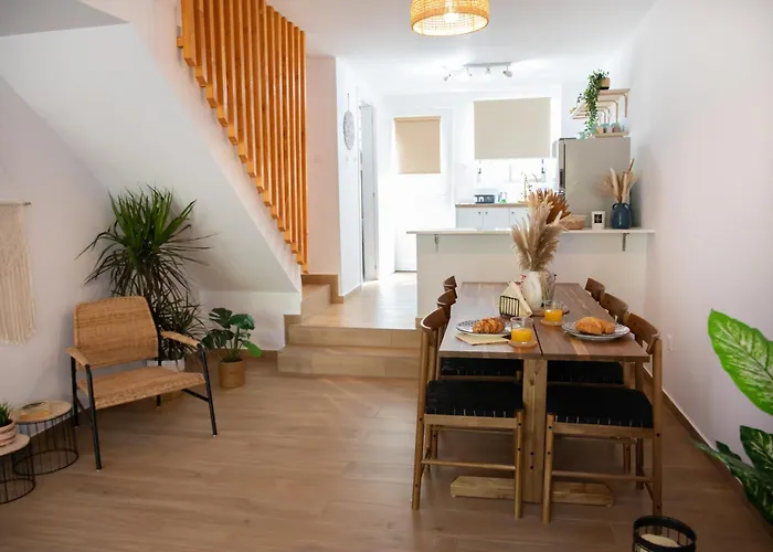 Romi's Vacation Townhouse