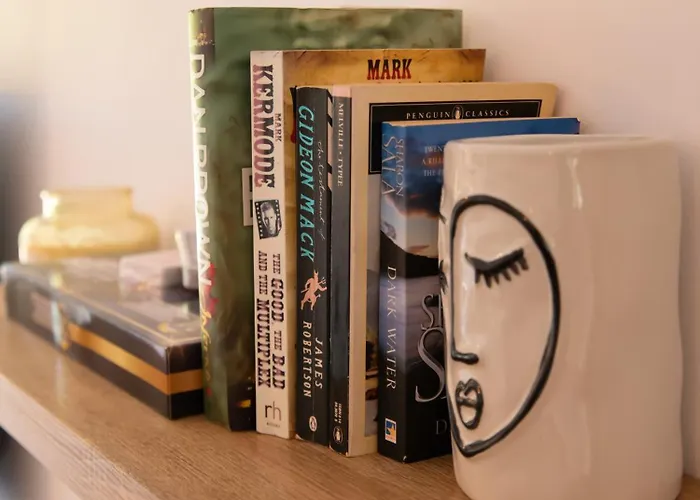 Romi's Vacation Townhouse パ フォス