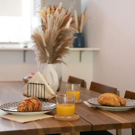 Romi's Vacation Townhouse