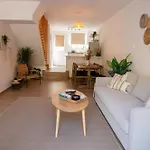 Romi's Vacation Townhouse