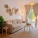 Romi's Vacation Townhouse בית נופש *